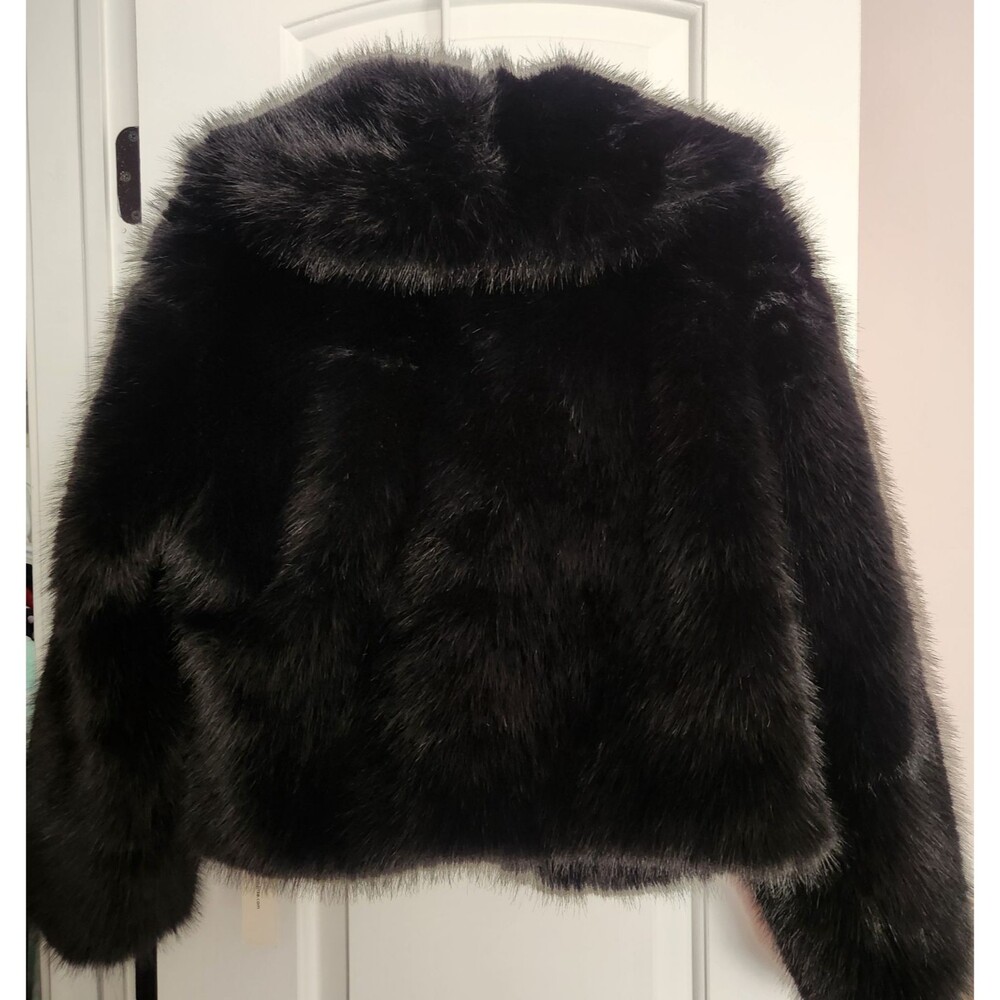 NWT Commense Black Faux Fur Jacket Cropped Plush Coat Glam Luxury Medium SOLDOUT - Picture 7 of 12